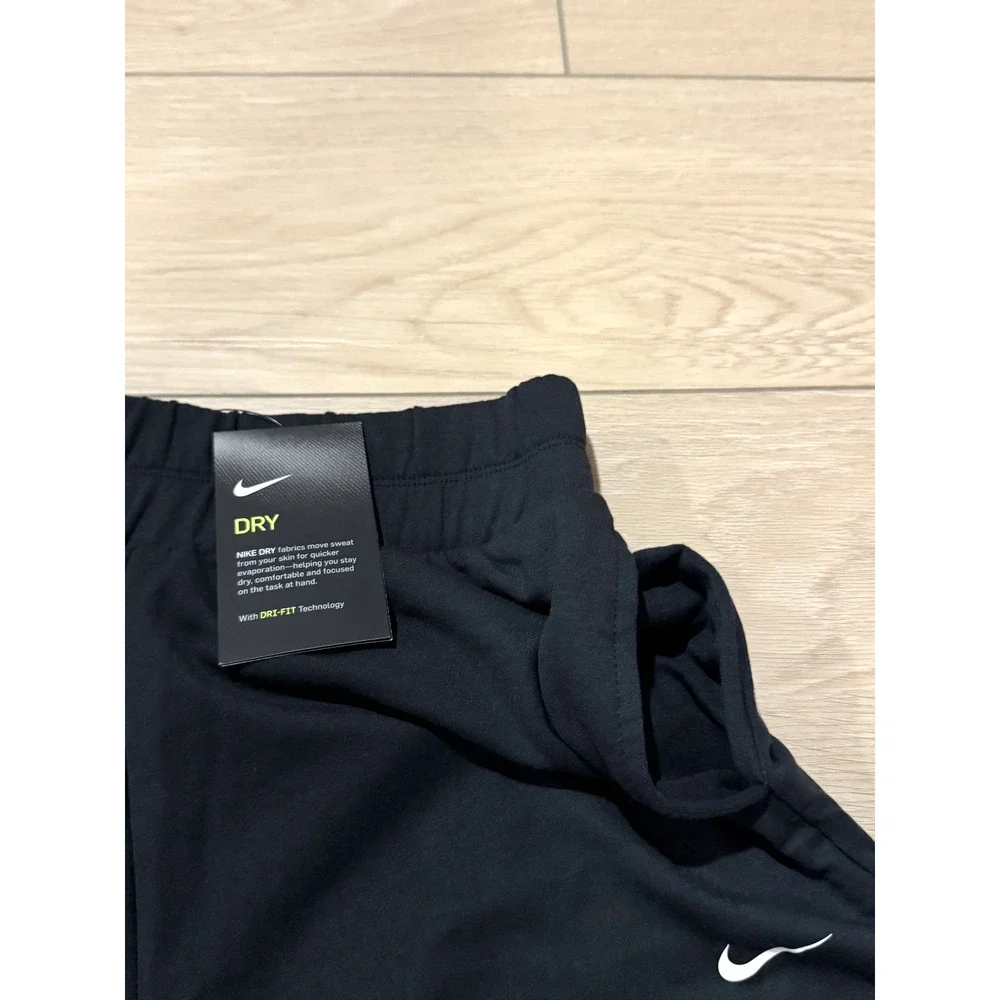 Nike Flow Victory Loose Fit Mid Rise Black Jogger Sweatpants Size S CQ0053 010